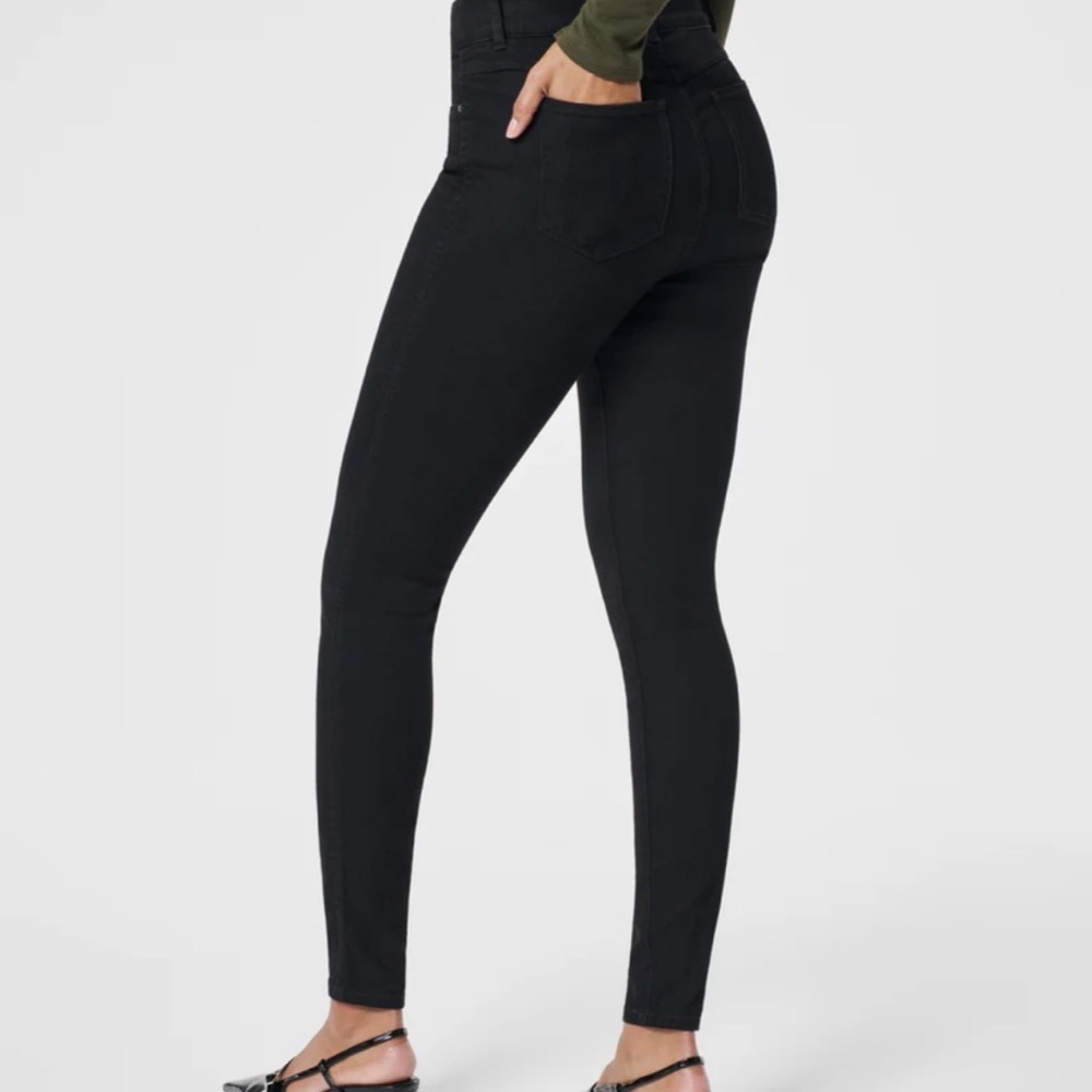 SPANXshape Everywear Black Skinny Jeans, Size Medium